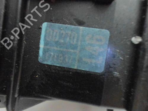 Used Switch TOYOTA YARIS (_P13_) 1.0 (KSP130_, KSP130) (69 hp) 20401956