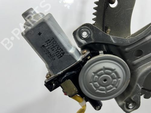 Used Front right window mechanism Front right window mechanism TOYOTA STARLET (_P9_) 1.3 (EP91_, EP91R) (75 hp) 30639130 30639130