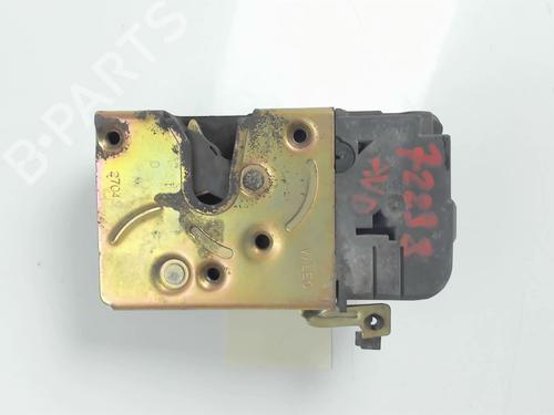 Used Front right lock PEUGEOT 206 Hatchback (2A/C) 1.1 i (60 hp) 20450326