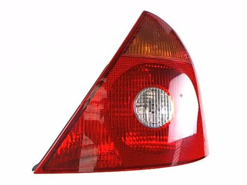 Used Right taillight FORD MONDEO III (B5Y) 1.8 16V (110 hp) 20415426