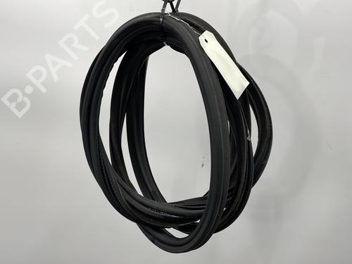 Rubber door seal OPEL MERIVA A MPV (X03) 1.7 CDTI (E75) | BP25748090C142 