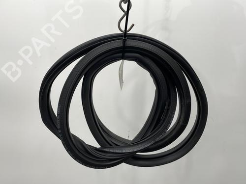 Used Rubber door seal CITROËN C3 / C3 ORIGIN III (SX) 1.2 VTi 82 (82 hp) 24116351
