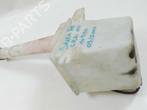 Windscreen washer tank HYUNDAI SANTA FÉ I (SM) 2.0 CRDi 4x4 | BP20413815C113 