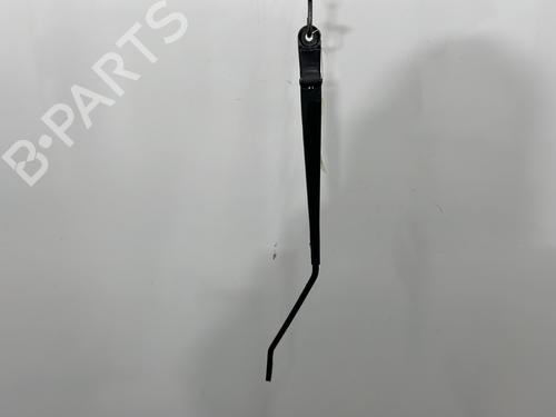 Used Front windshield wiper arm Front windshield wiper arm PEUGEOT 306 Break (7E, N3, N5) 2.0 HDI 90 (90 hp) 29514045 29514045