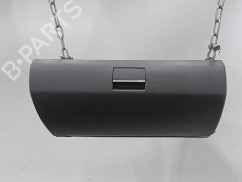 Used Glove box MERCEDES-BENZ B-CLASS Sports Tourer (W245) B 180 CDI (245.207) (109 hp) 20447074