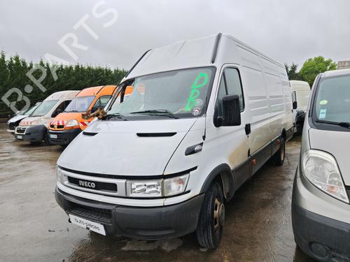 Pièces Détachées Usagées IVECO DAILY III Van 35 C 12 V, 35 S 12 V (AGKA43A2, AGKB43A2, AGKB46A2,... (116 hp) 4353777