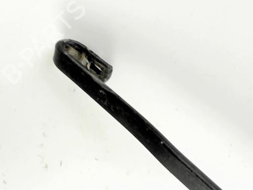 Used Front windshield wiper arm Front windshield wiper arm SUZUKI ALTO VII (GF, HA25_, HA35_) 1.0 (AMF310, GFC31S) (68 hp) 20424694 20424694