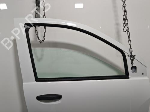 Used Right front door Right front door 37037693 37037693