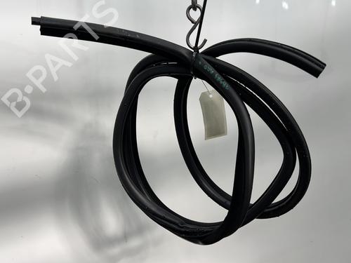 rubber-door-seal-bmw-3-touring-e91-2004-2005-2006-2007-2008-2009-2010-2011-2012-33218388 main image