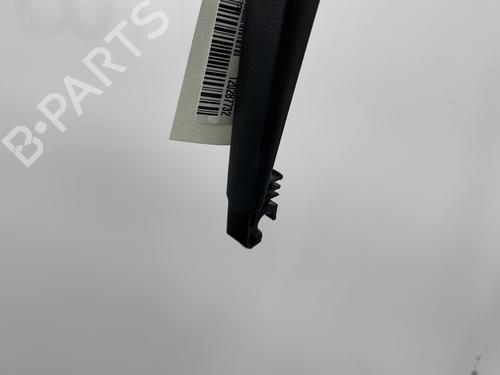 rear-windshield-wiper-arm-toyota-yaris-_p21_-_pa1_-_ph1_-2020-32081921 main image