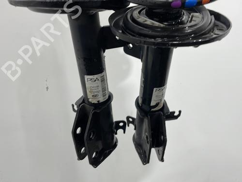 Dämpfer vorne links PEUGEOT 2008 II (UD_, US_, UY_, UJ_, UR_, UC_) 1.2 PureTech 130 (USHNS, URHNS) | BP30602879M16