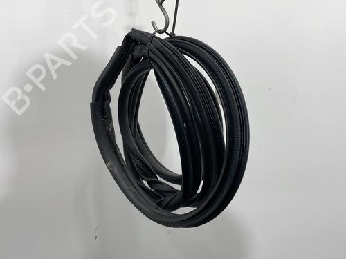 rubber-door-seal-toyota-yaris-_p21_-_pa1_-_ph1_-2020-32081925 main image