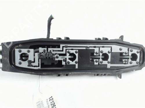 Used Lamp holder CITROËN C3 I (FC_, FN_) 1.4 HDi (68 hp) 32630914