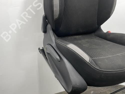 Right front seat PEUGEOT 208 I (CA_, CC_) 1.6 HDi / BlueHDi 75 | BP24508295C16 