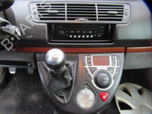 - Image 3