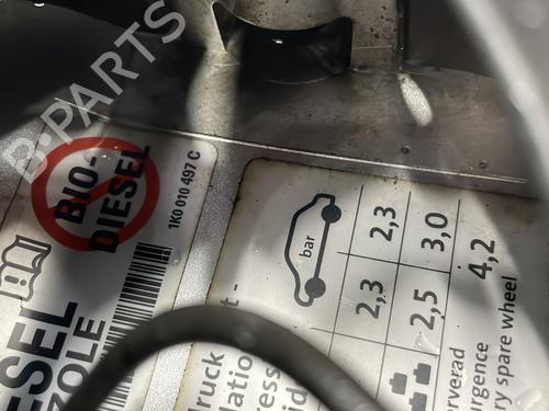 Klapa wlewu paliwa VW GOLF VI (5K1) 2.0 TDI | BP29921823C131 