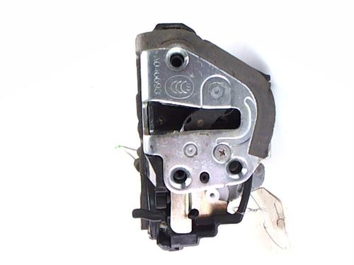 Used Rear right lock TOYOTA RAV 4 III (_A3_) 2.2 D 4WD (ALA30_, ALA30R) (136 hp) 20448425