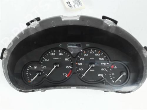 Used Instrument cluster PEUGEOT 206 Hatchback (2A/C) 1.1 i (60 hp) 30363912