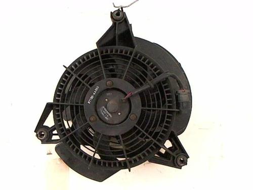 Koelventilatormotor HYUNDAI H-1 / STAREX Bus (A1) 2.5 CRDi (140 hp) 21205648