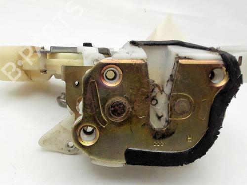 Used Front right lock TOYOTA YARIS (_P1_) 1.0 (SCP10_, SCP10R) (65 hp) 28811232