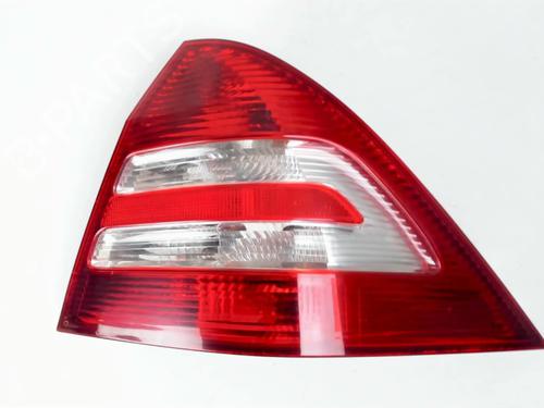 Right taillight MERCEDES-BENZ C-CLASS (W203) C 200 CDI (203.007) | BP24867726C35 