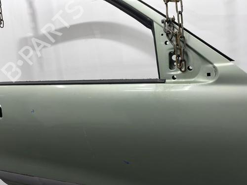 Used Right front door Right front door 20441800 20441800