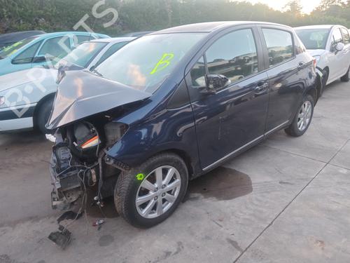 Brugte TOYOTA YARIS (_P13_) 1.4 D (NLP130_, NLP130) 4917028