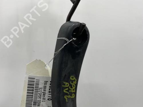 Used Front windshield wiper arm Front windshield wiper arm SAAB 9-3 (YS3F, E79, D79, D75) 2.2 TiD (125 hp) 20395301 20395301