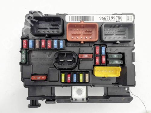 Used Fuse box CITROËN C3 II (SC_) 1.4 HDi 70 (SC8HZC, SC8HR0, SC8HP4) (68 hp) 30547398