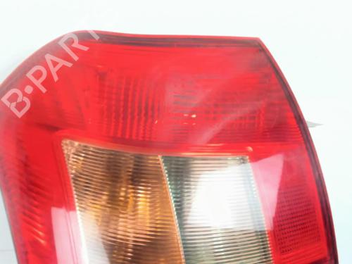 Right taillight TOYOTA COROLLA (_E12_) 1.4 VVT-i (ZZE120_, ZZE120R) | BP32373620C35 