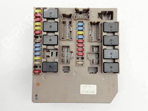 Used Fuse box RENAULT CLIO III (BR0/1, CR0/1) 1.5 dCi (BR17, CR17) (86 hp) 30308221