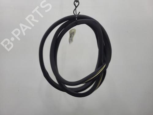 Used Rubber door seal Rubber door seal MERCEDES-BENZ S-CLASS (W220, V220) S 320 CDI (220.025, 220.125) (204 hp) 21240207 21240207