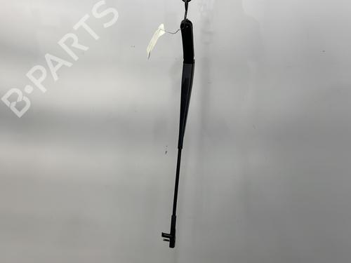 Used Front windshield wiper arm VW TOURAN (1T1, 1T2) 1.9 TDI (105 hp) 23778105