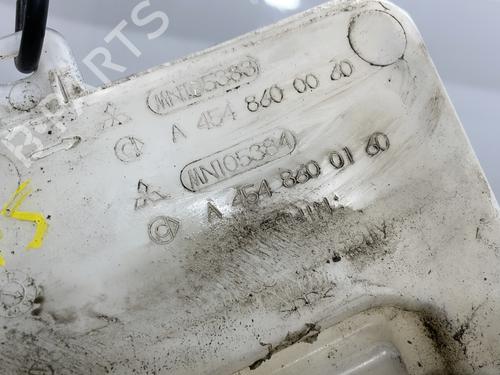 Used Windscreen washer tank Windscreen washer tank MITSUBISHI COLT VI (Z3_A, Z2_A) 1.5 DI-D (Z39A) (95 hp) 29514098 29514098