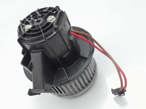 Heater blower motor MERCEDES-BENZ C-CLASS (W204) C 250 CDI (204.003) | BP20463975M62 