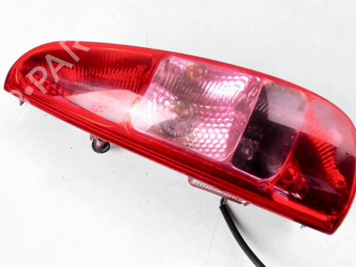 left-taillight-peugeot-807-eb_-2002-35892728 main image