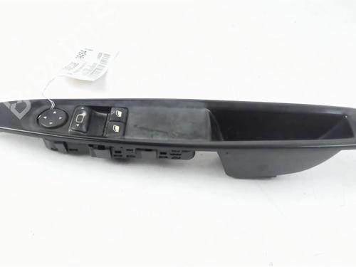 Used Left front window switch Left front window switch CITROËN C4 I (LC_) 1.6 HDi (90 hp) 35892546 35892546