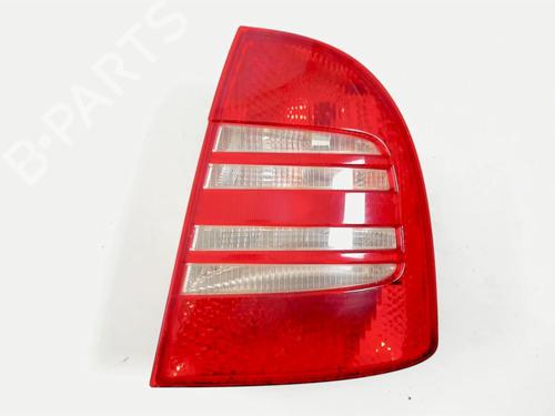 Right taillight SKODA SUPERB I (3U4) 2.5 TDI | BP20391055C35 