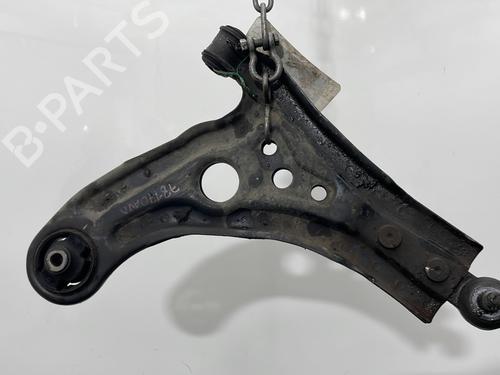 Used Right front suspension arm CHEVROLET AVEO / KALOS Hatchback (T250, T255) 1.2 LPG (84 hp) 30115577