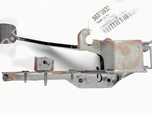 Used Break pedal Break pedal RENAULT CLIO III (BR0/1, CR0/1) 1.5 dCi (BR17, CR17) (86 hp) 20402313 20402313