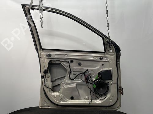 Left front door VOLVO XC90 I (275) D5 AWD | BP28591117C2 