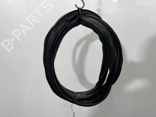 rubber-door-seal-vw-golf-plus-v-5m1-521-2004-2005-2006-2007-2008-2009-2010-2011-2012-2013-31932326 main image