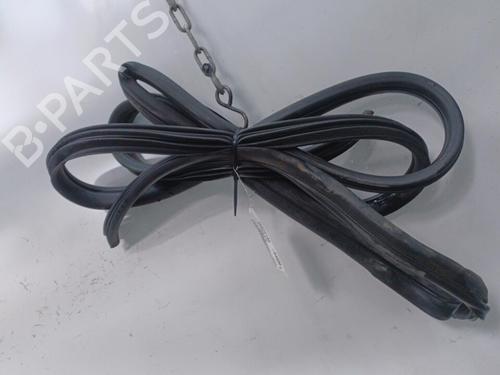 Rubber door seal OPEL VIVARO B Van (X82) 1.6 CDTI (05) | BP20427482C142 