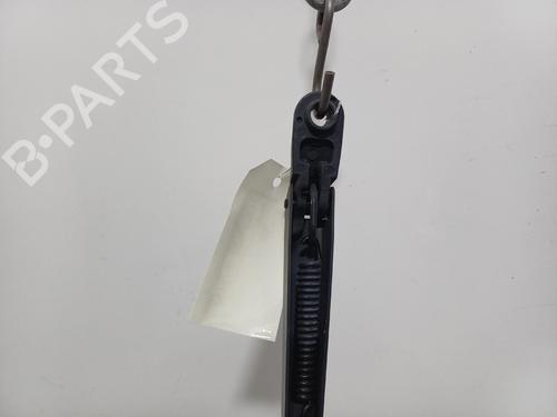 Used Front windshield wiper arm Front windshield wiper arm 37252130 37252130