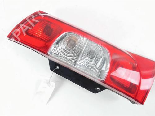 Used Right taillight FIAT QUBO (225_) 1.3 D Multijet (225CXB1A, 225AXB1A, 225CXB11, 225AXB11,... (75 hp) 32013909