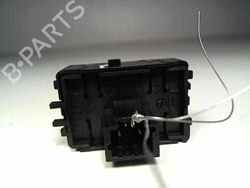 Used Right front window switch Right front window switch RENAULT LAGUNA III (BT0/1) 1.6 16V (BT04, BT0D, BT0U) (110 hp) 20412645 20412645