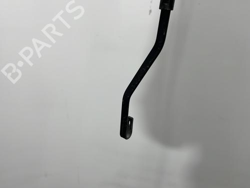 front-windshield-wiper-arm-toyota-corolla-_e12_-2001-2002-2003-2004-2005-2006-2007-2008-31932296 main image