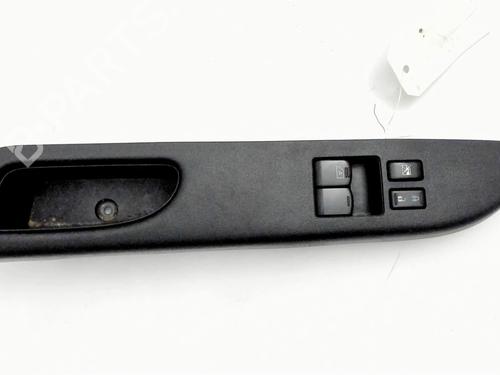 Used Left front window switch NISSAN MICRA IV (K13K, K13KK) 1.2 (80 hp) 26666430