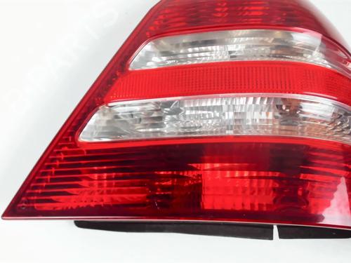 right-taillight-mercedes-benz-c-class-w203-2000-2001-2002-2003-2004-2005-2006-2007-24867726 main image