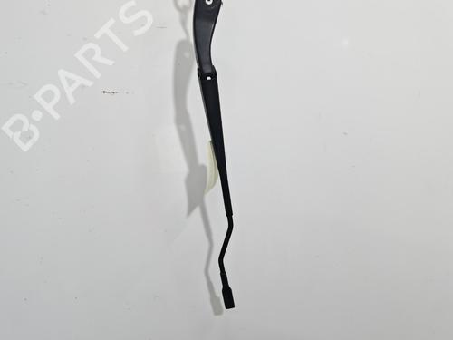 front-windshield-wiper-arm-dacia-sandero-iii-2021-39904808 main image